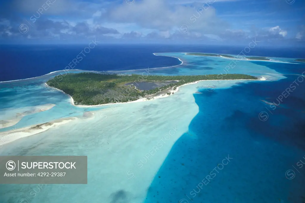 French Polynesia, Tetiaroa island from the air