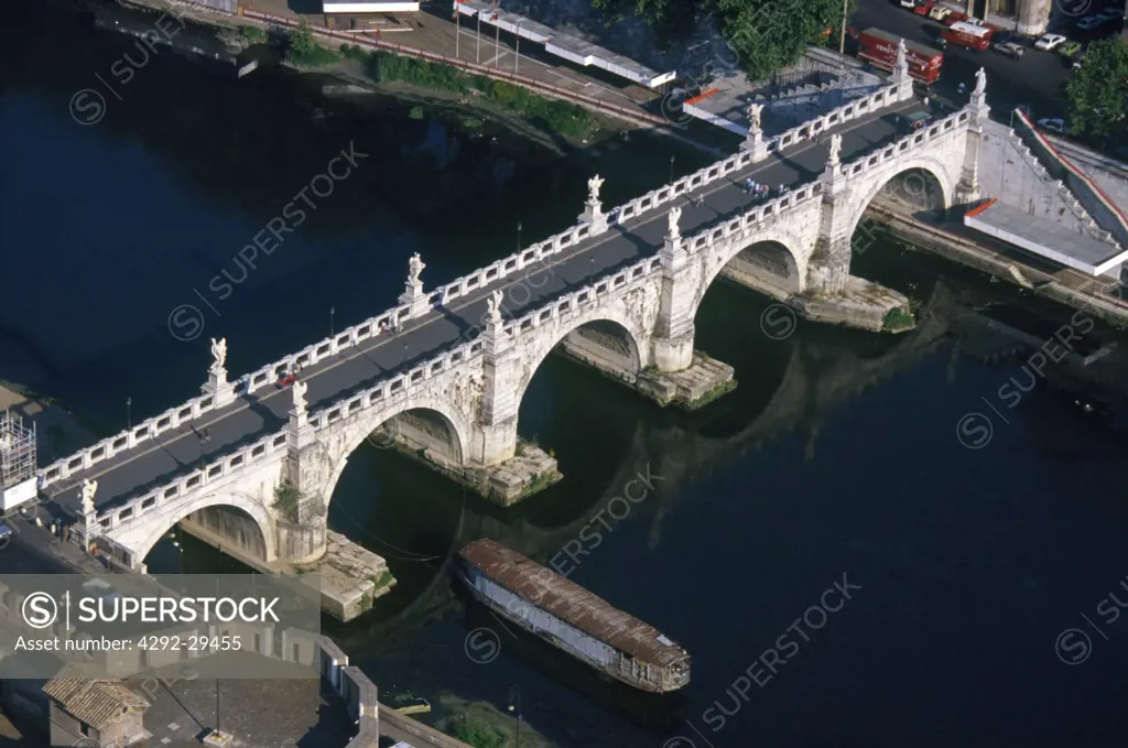 Italy, Lazio, Rome, aerial view of Sant'Angelo bridge