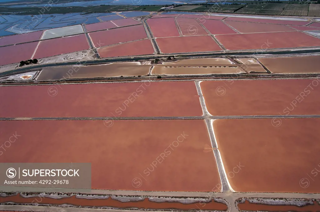 France, Provence, Camargue salt fields