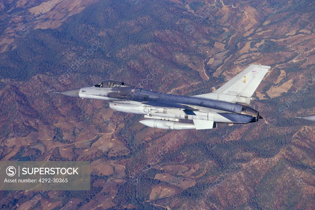 Jet Fighter F-16