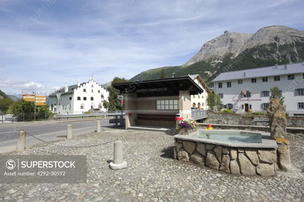 Switzerland, Engadina, La Punt, typical houses in the town square