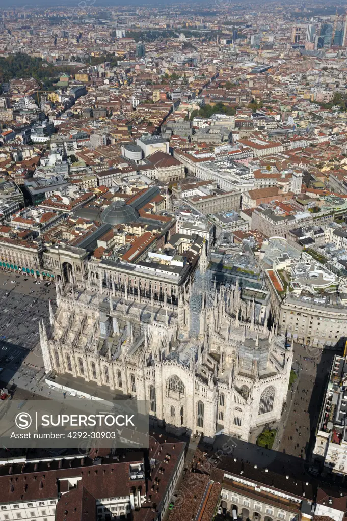 Italy, Lombardy, Milan, the Duomo, aerial view