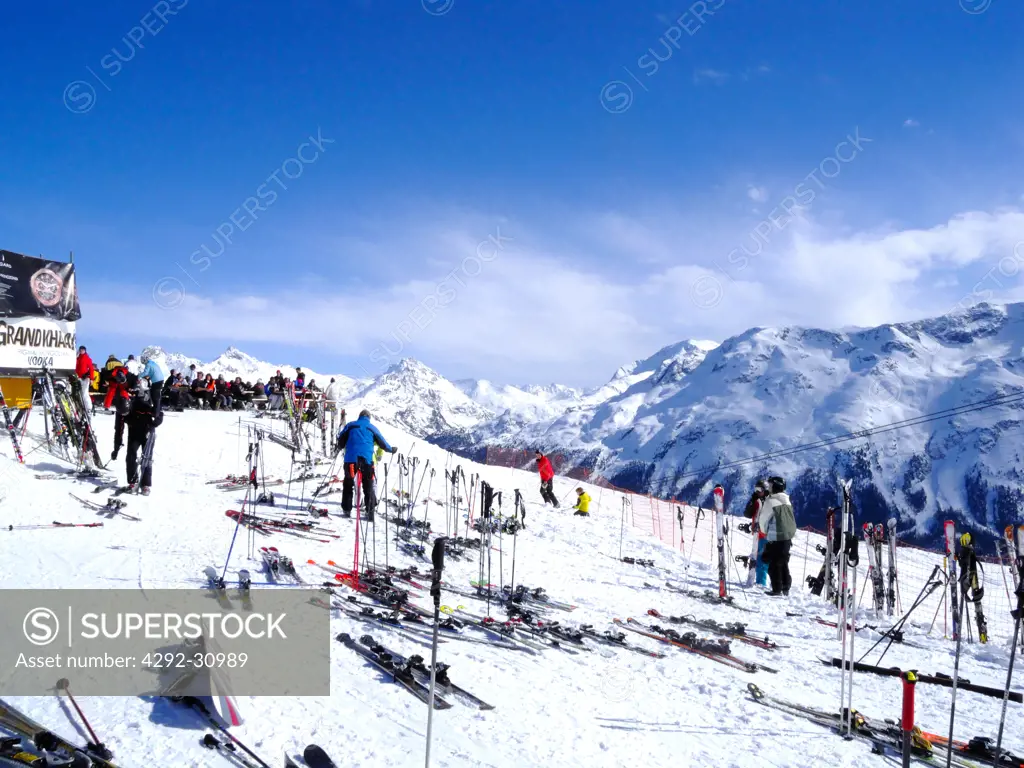 Switzerland, Graubunden, Engadina, Saint Moritz, ski slopes and restaurant