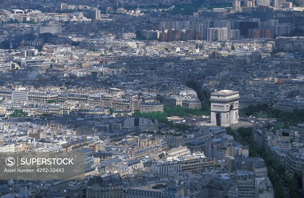 France, Paris. Arc de Triomphe