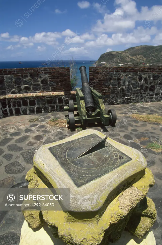 Caribbean, Netherland Antilles, St.Eustatius, Oranjestad, ramparts of Fort Orange