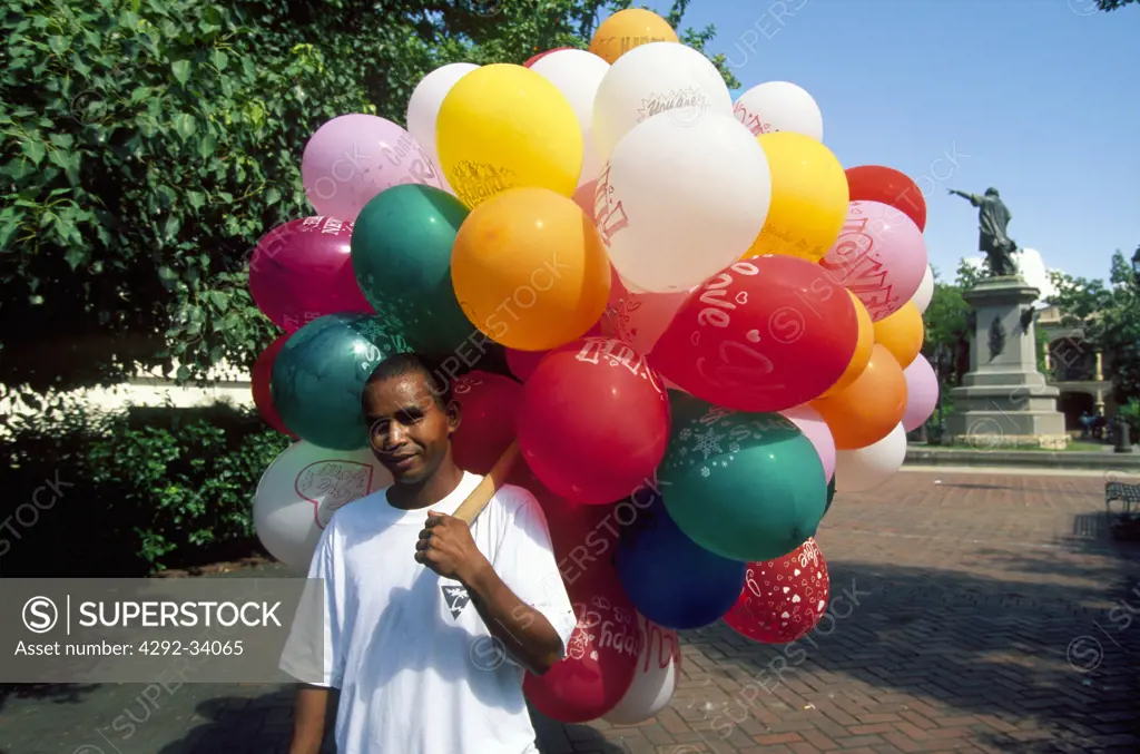 Santo Domingo. Man selling balloons
