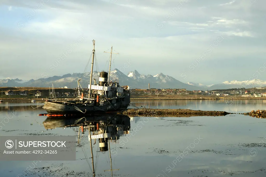 South America, Argentina, Patagonia, Tierra del Fuego, Ushuaia, view of harbour