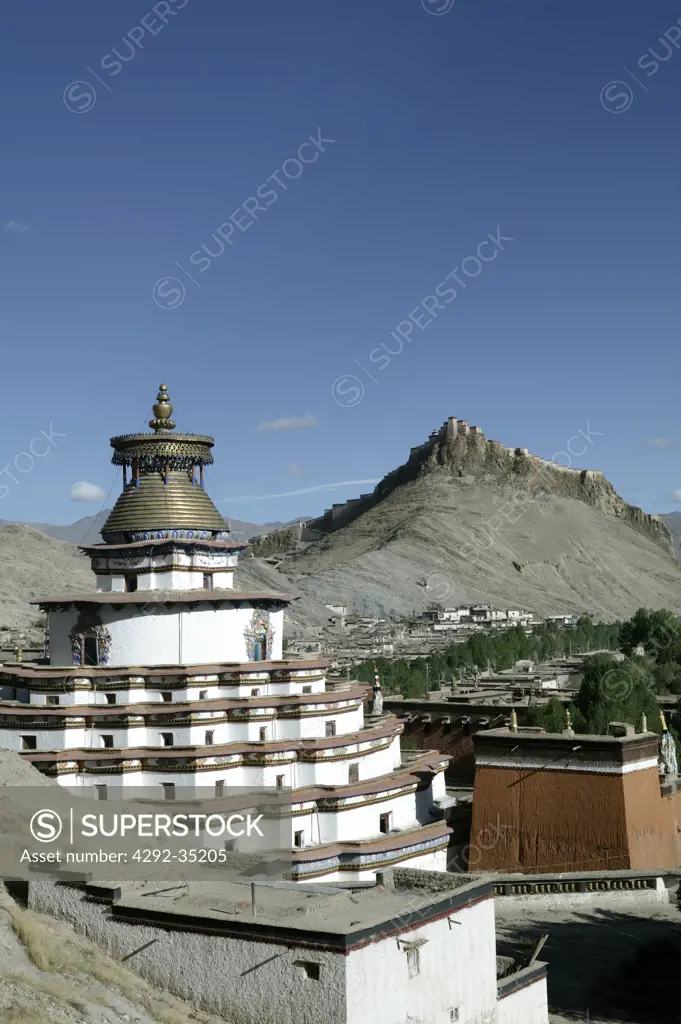 China, Tibet, Gyantse. Pelkor Chodi Monastery, Kumbum Pagoda and Gyantse Dzong Fortress