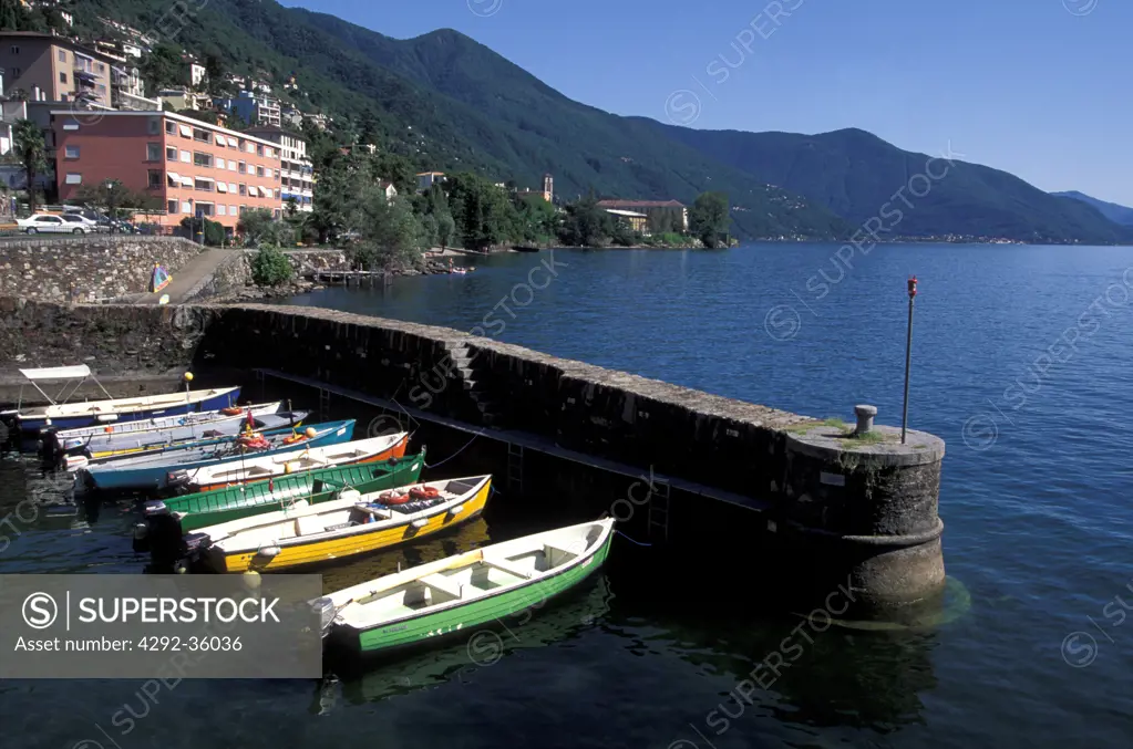 Switzerland, Canton Ticino, Lake Maggiore, Brissago
