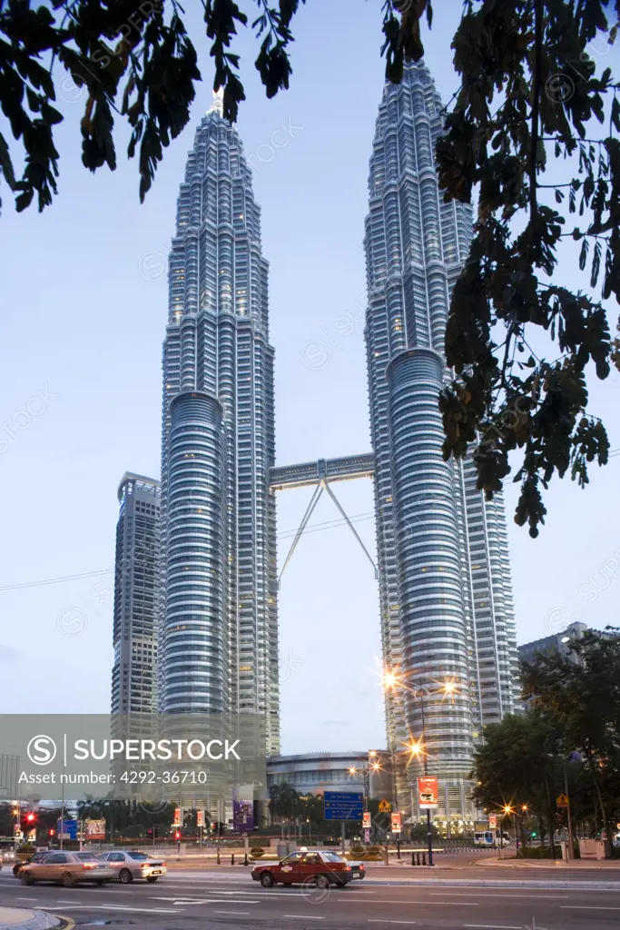 Malaysia, Kuala Lumpur, Petronas towers