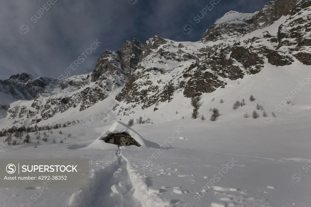 Italy, Alps, Pedimont Region, winter in Alpe Devero, Ice.