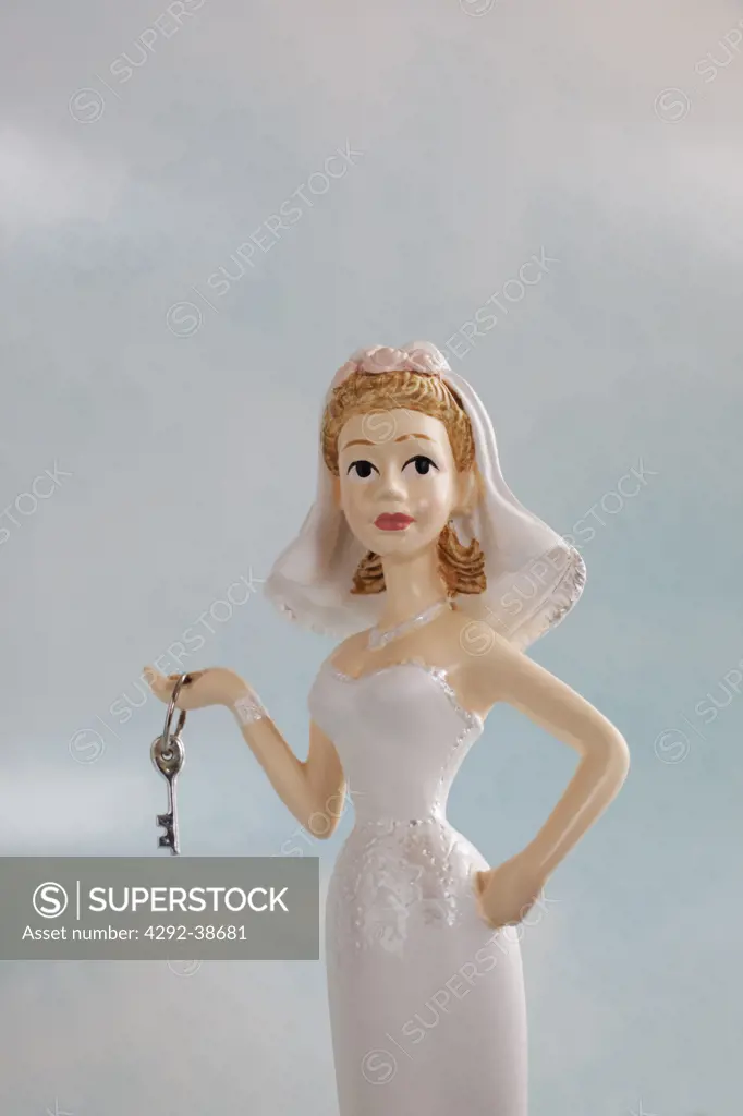 Humorous wedding bride figurine