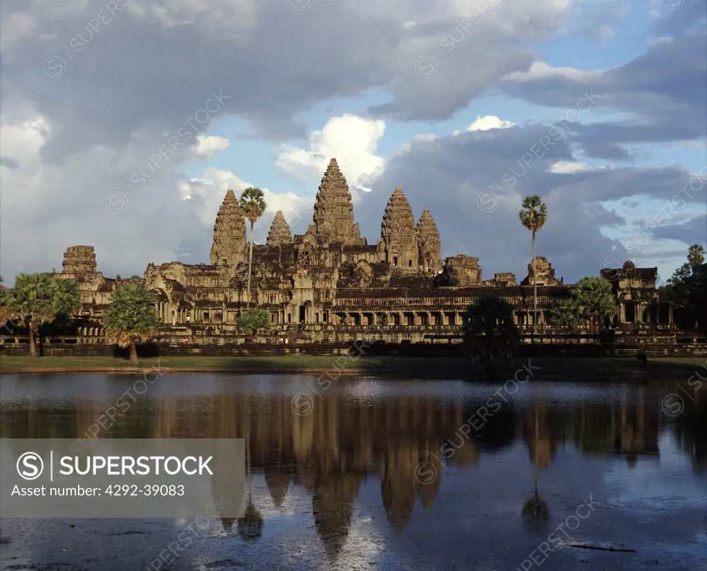 Angkor Wat (1113-1150)Angkor, Cambodia.
