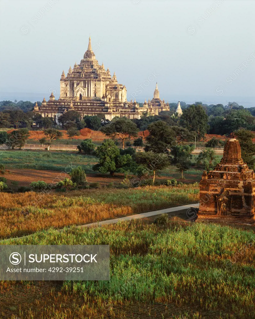 That-byin-nyu Temple, Bagan, Burma