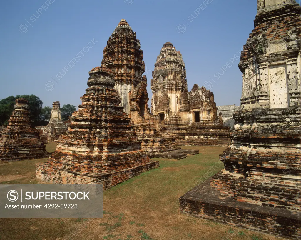 Ruins of Wat Mahathat, Lopburi,Thailand.