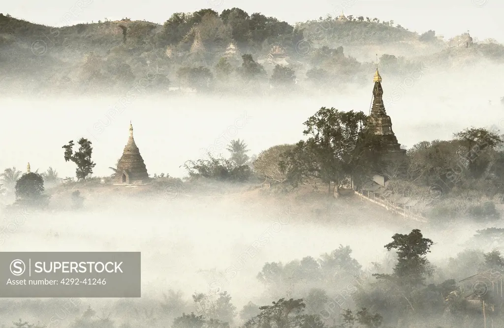 Burma, Arakan, hills in the fog
