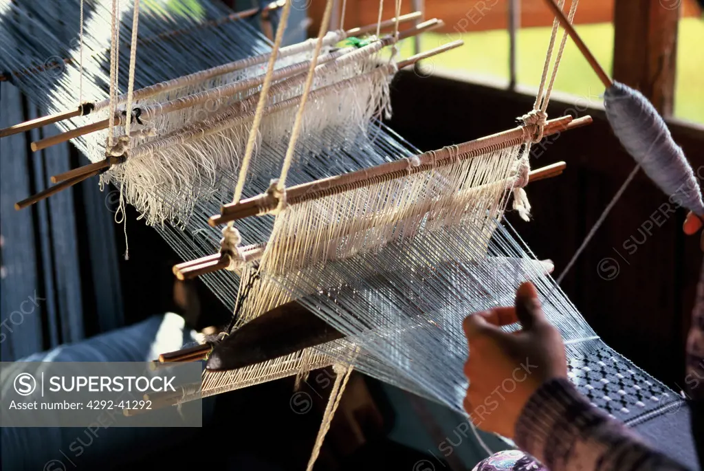 Burmese loom
