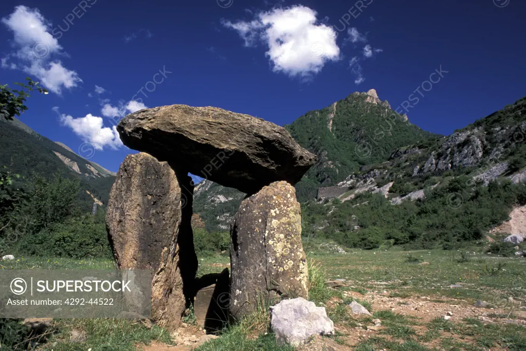 Spain, Aragon, Biescas: dolmen