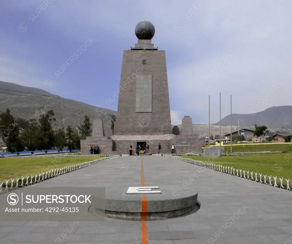 Equator Line. Centro del Mundo. Quito. Ecuador