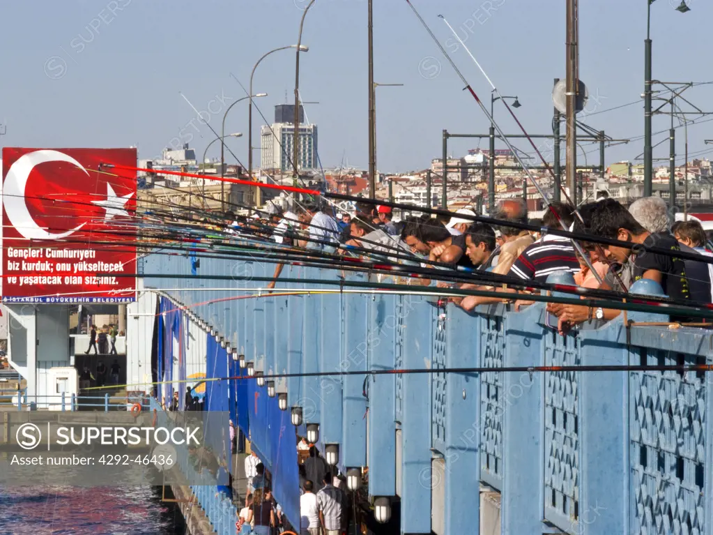 Turkey, Istanbul, Bosphorus, Galata bridge