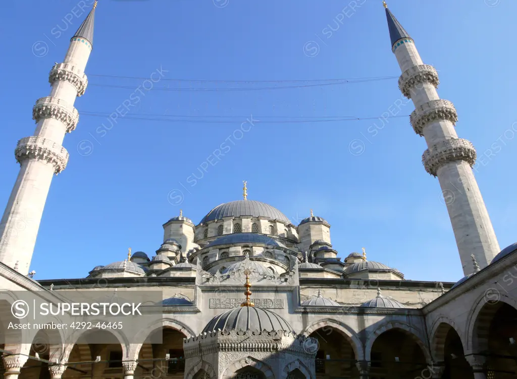 Turkey, Istanbul, the New Mosque (Yeni Cami)