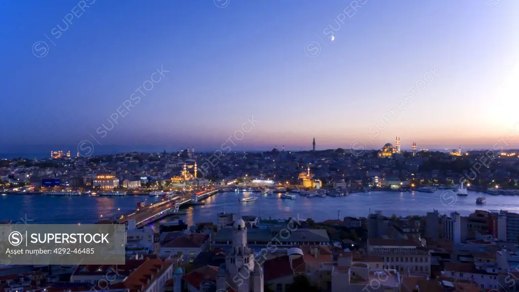 Turkey, Istanbul, view of the city at dusk