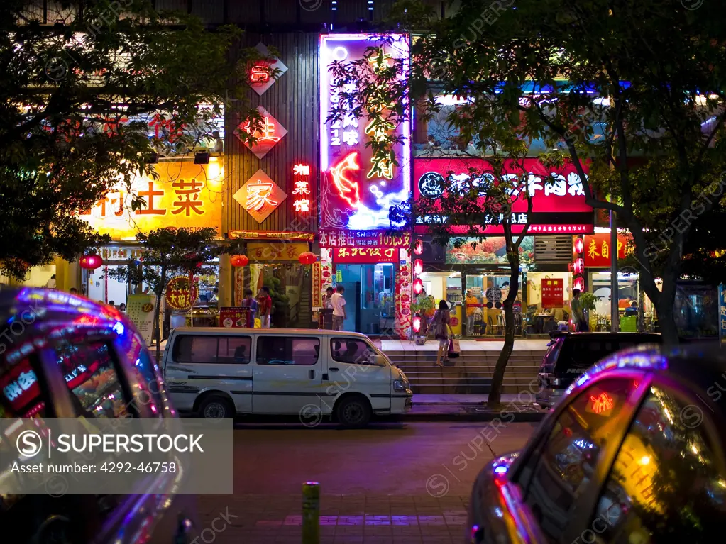 China, Shenzhen (Guangdong), Street at Night.