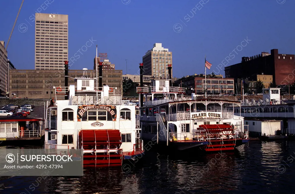 Tennessee, Memphis. Mississippi River, paddle steamer