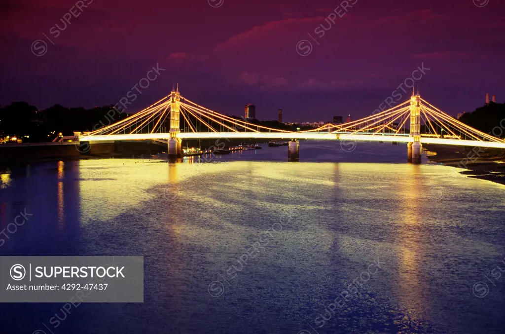 UK, England, London, Albert Bridge