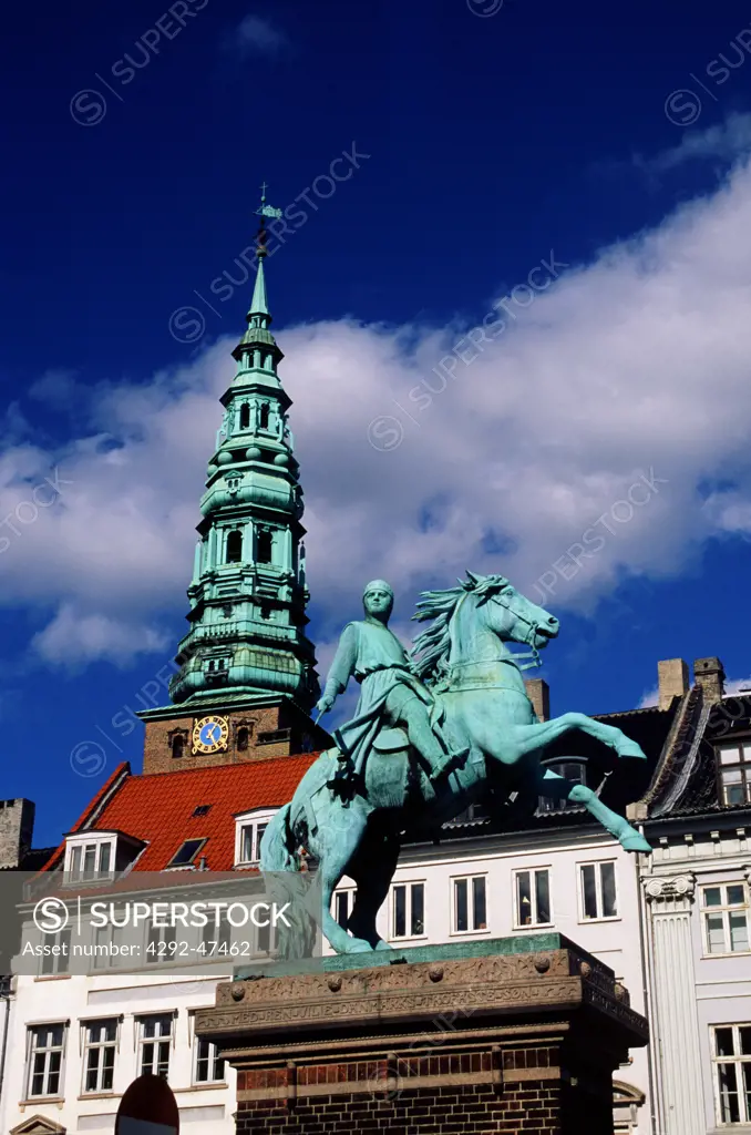 Denmark, Copenhagen, Hojbro Plads - Square, Nikolai church, statue