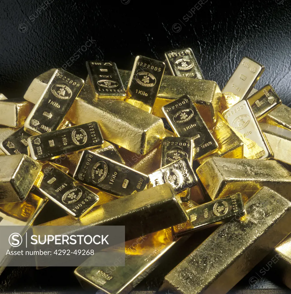 12,50 kilograms and 1 kilogram gold bars