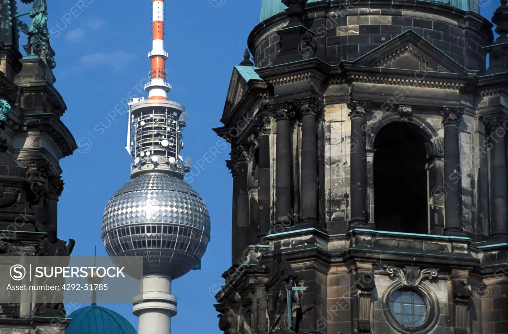 Germany, Berlin, the Berliner Dom and the fernsehturm
