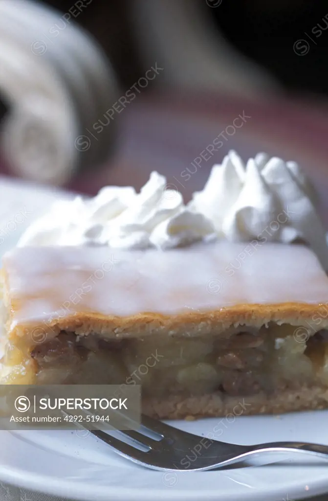 Apple pie and whipped cream