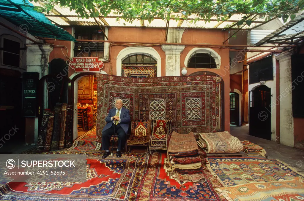 Turkey, Istanbul, Siski Osman Killim shop