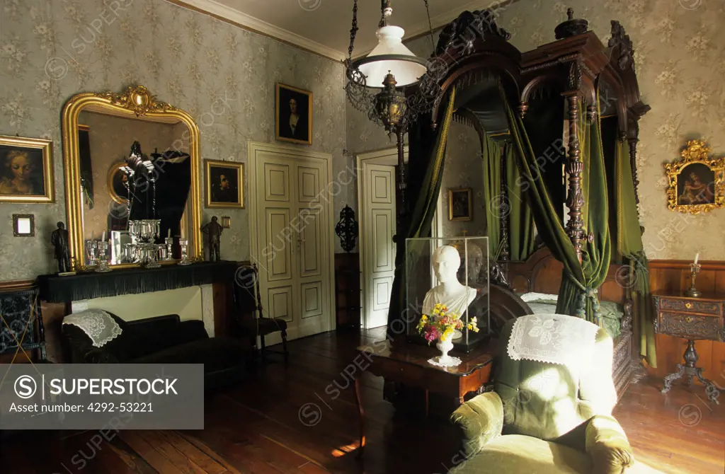 Emilia Romagna, Busseto, detail of bedroom at Villa Verdi