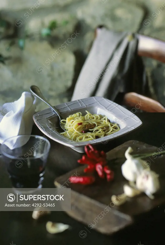 Spaghetti aglio, olio and peperoncino (spaghetti with garlic, olive oil and hot pepper)