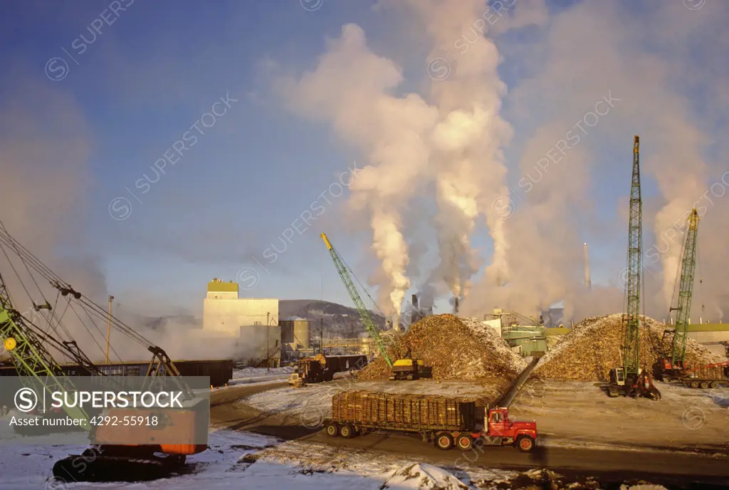 Winter view of a pulp mill in the western mountains. Rumford, Maine, USA