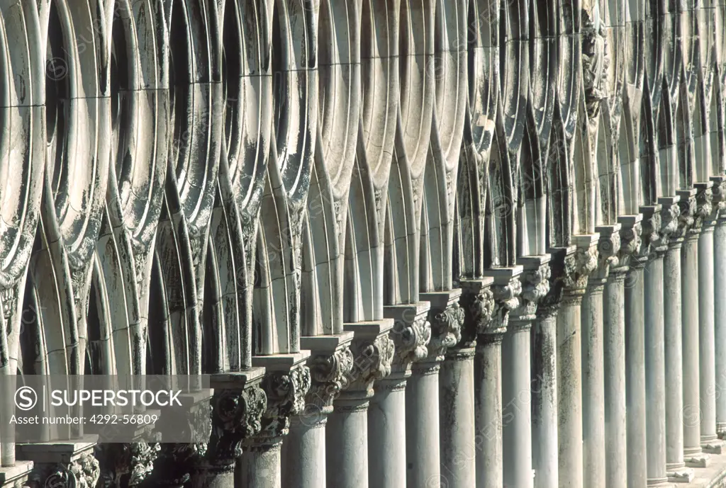 Italy,Venice Palazzo Ducale detail, colums