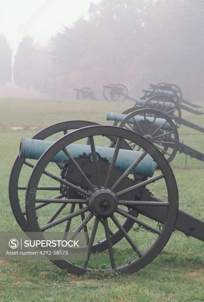 USA, Virginia, Artillery cannons at Manassas National Battlefield Park