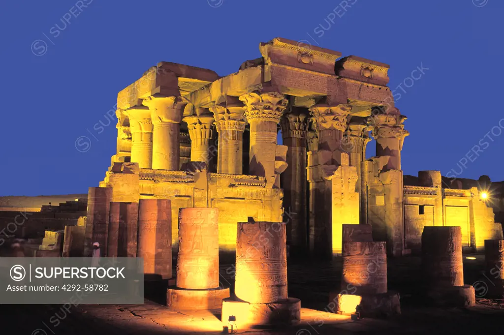 Egypt, Kom Ombo temple at night