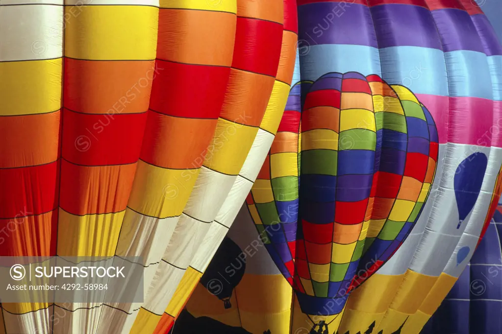 USA, New Mexico, Albuquerque: colourful balloons at Hot Air Balloon Festival