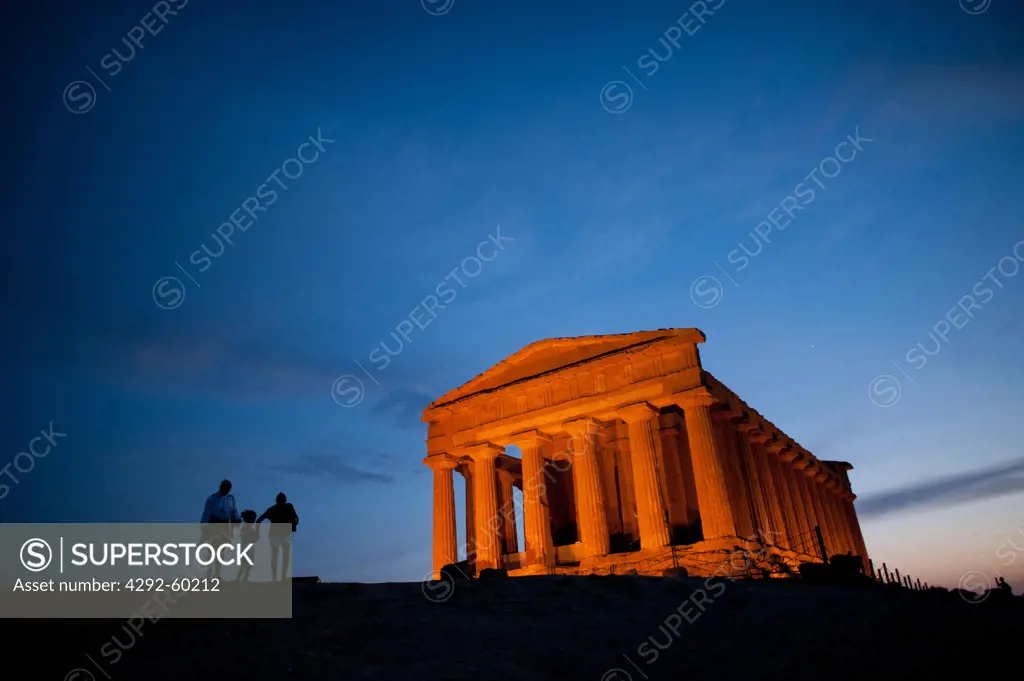 Italy, Sicily, Agrigento, Concordia temple at Night