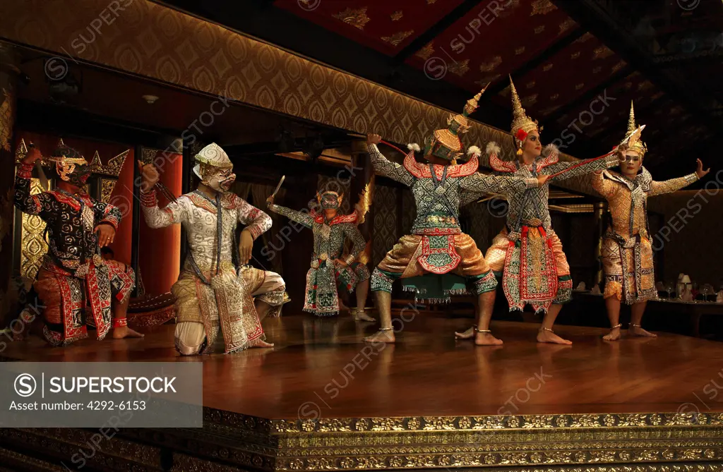 Thai Dance Performance at theOriental Hotel, Bangkok, Thailand