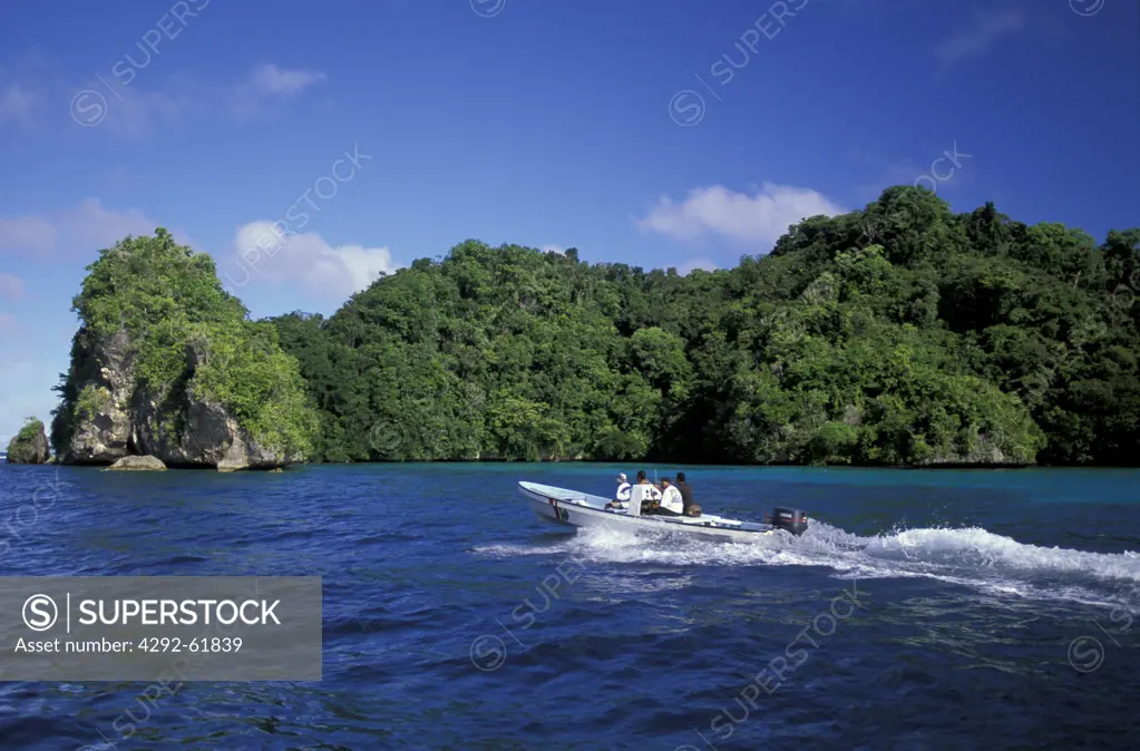 Micronesia, Palau boat speeding across sea