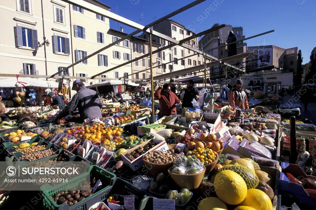 Italy, Lazio, Rome, Campo dei Fiori Market day