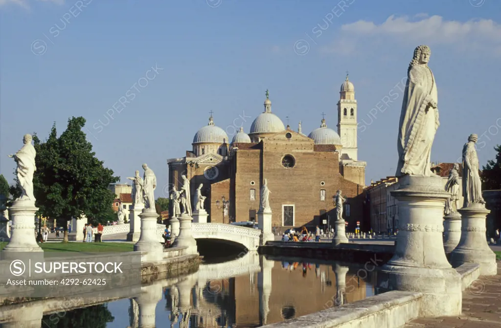 Italy, Veneto, Padua, Prato della Valle and Santa Giustina basilica
