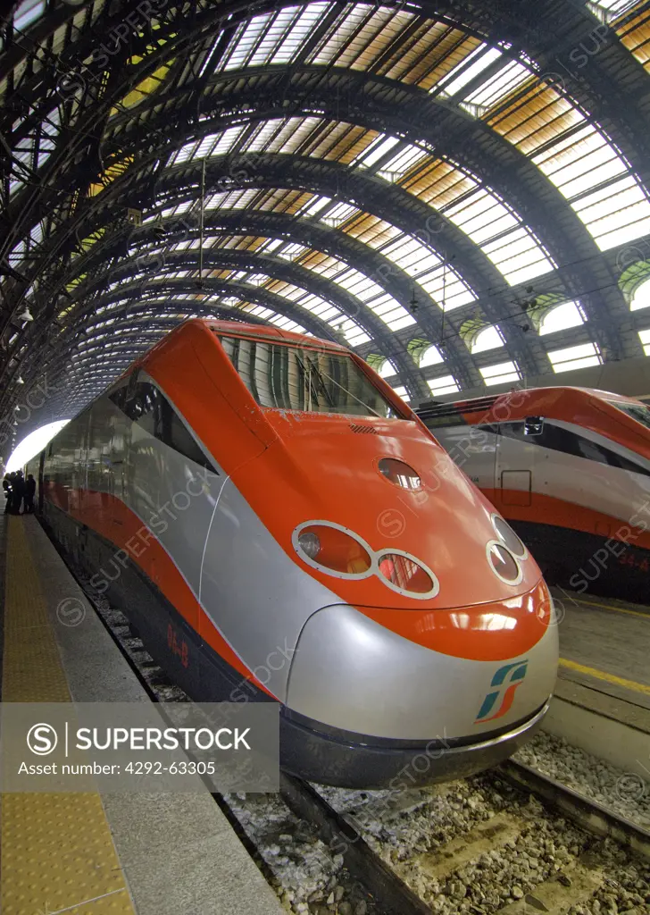 Italy, Lombardy, Milan, the Central Railway station, the Frecciarossa