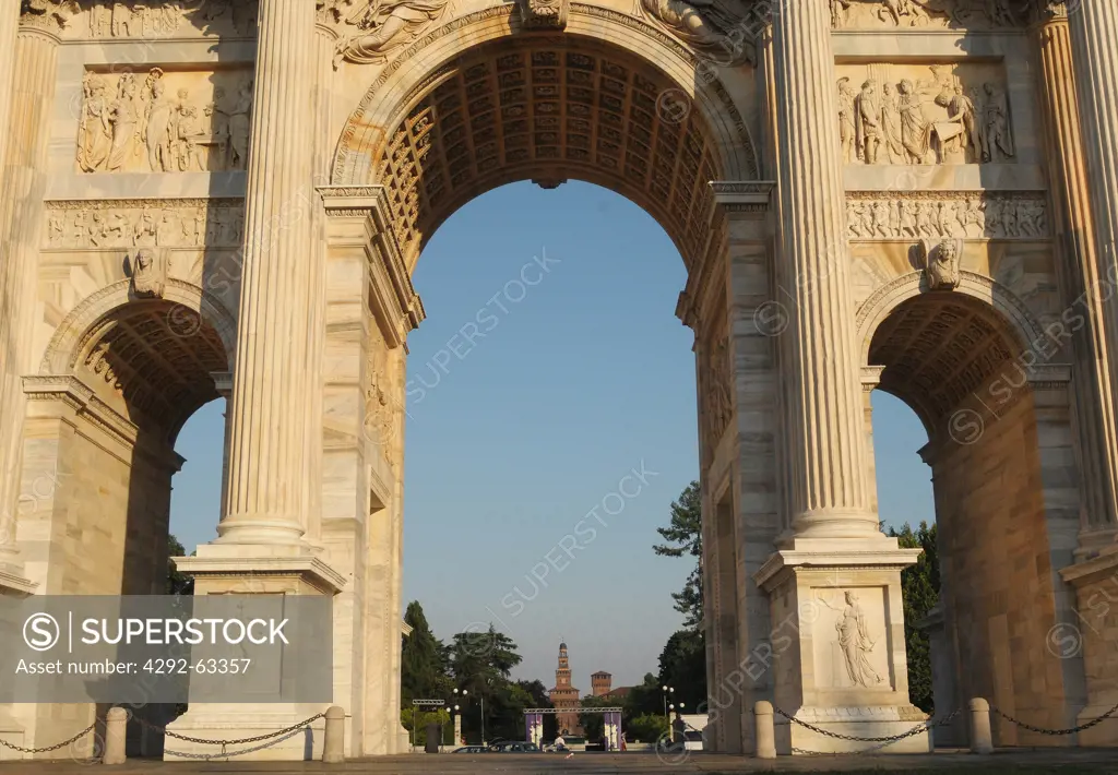 Italy, Lombardy, Milan. Arco della Pace
