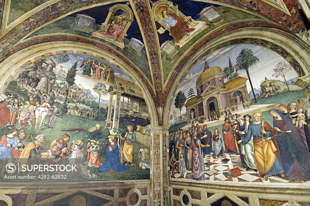 Italy, Umbria, Spello, S. Maria Maggiore church, the Baglioni Chapel, ornated by frescos of Pinturicchio
