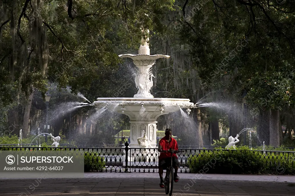 Usa, Georgia, Savannah, Forsyth Park, fountain